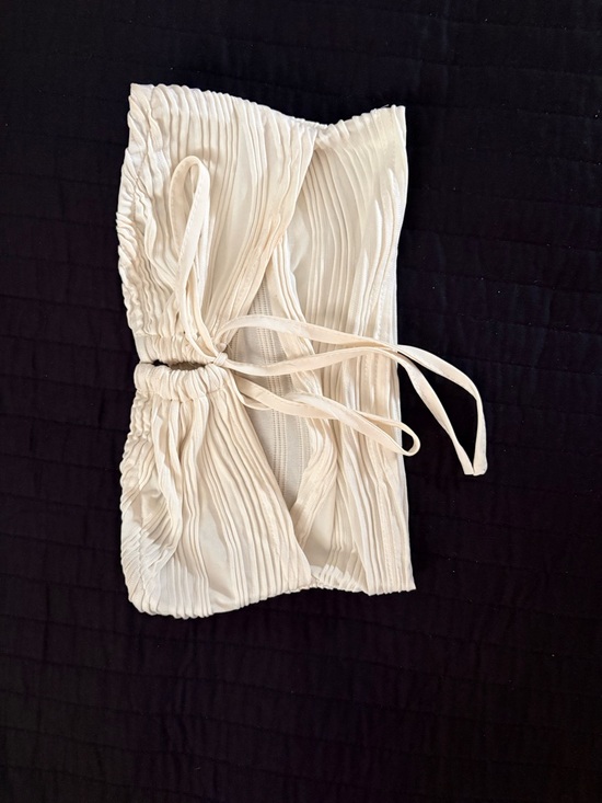 SHEIN Tops - SHEIN Cream Pleated Drawstring Tube Top